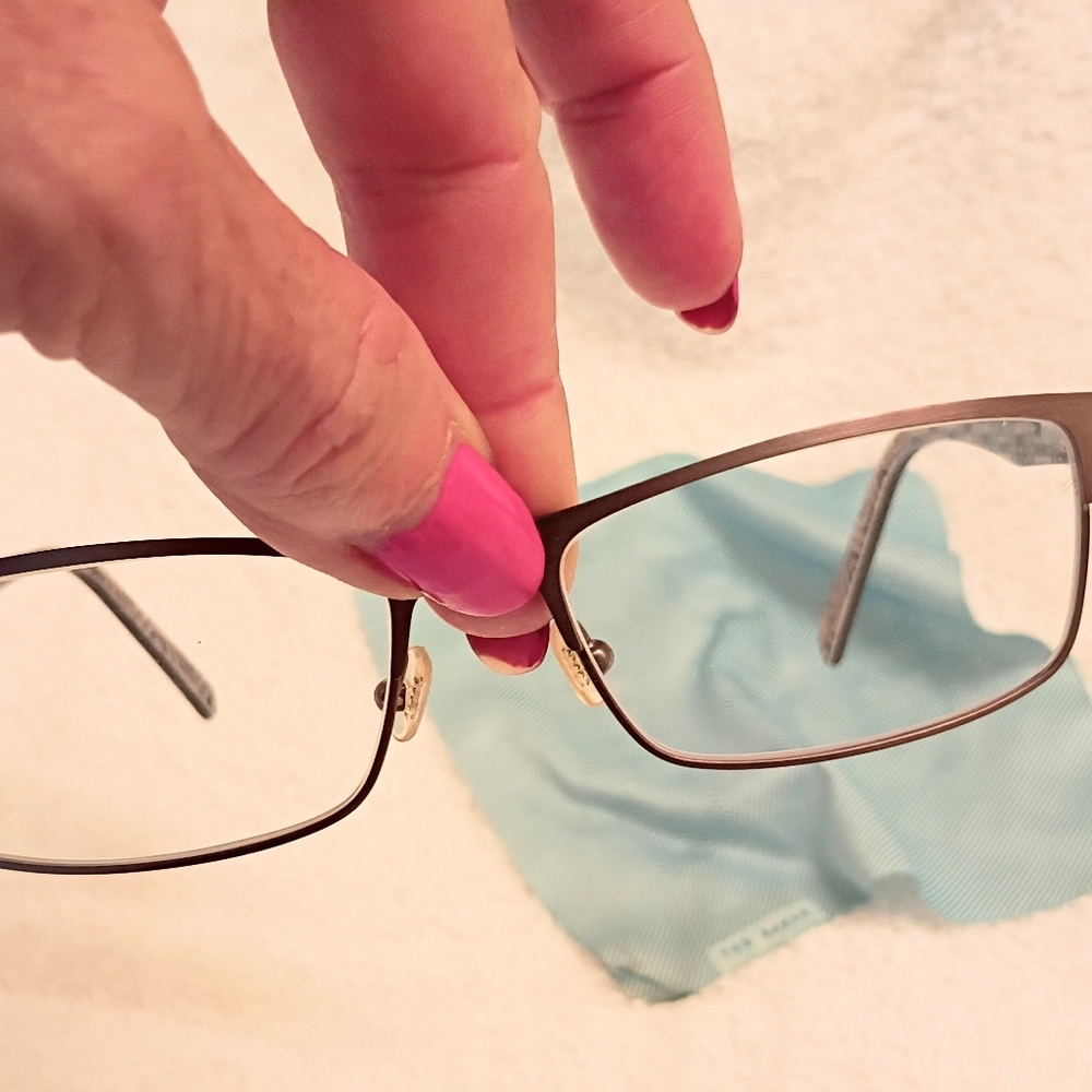 TED BAKER B329 LADIES/UNISEX PRESCRIPTION FRAMES W/ORIGINAL SILK CLEANING CLOTH